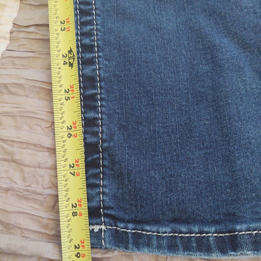 Jeans - Picture 2 of 7